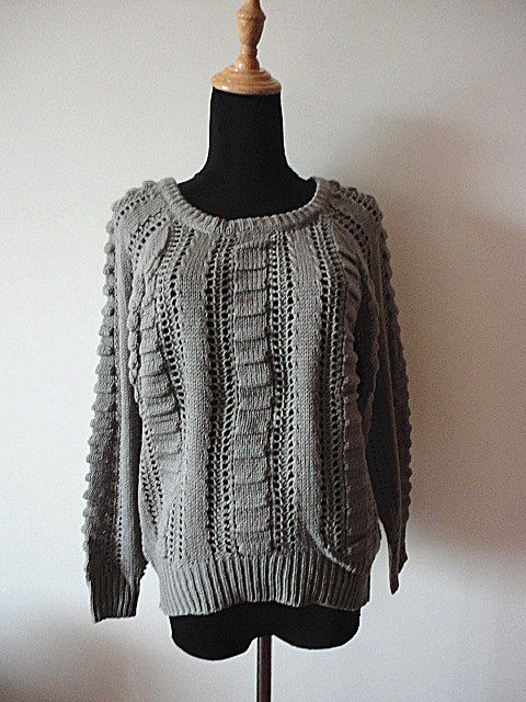 Grey long sleeve round collar elastic pattern woven hollowed-out hair line sweater woman with short jacket hooded jacket