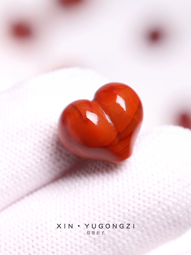 Агатовая резная природная руда