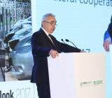 由于美国加强对伊朗制裁力度，IEA表示将采取行动保持市场供应，提醒投资者需谨防高油价来袭