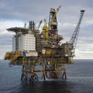 能源信息公司Rystad Energy指出，随着去年下半年油价的下跌，以及美国政府监管力度的放松，2019年更