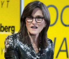 裁员后，他们发现这只股票再次具有吸引力。我未来的主要问题是，他们会选择多大的仓位？也就是说，对投资组合产生类似特斯拉的影响...