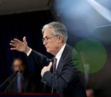 鲍威尔称比特币对金融稳定构成了风险，并表示对这种日益流行的电子货币进行更严格的监管可能是必要的