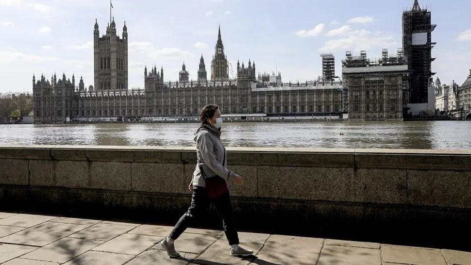 英格兰银行最担心的事情还是发生了，英国工资增长接近创纪录水平