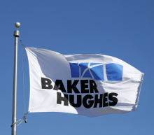 供应方面来看，上周贝克休斯钻井数的降低降低了油市的恐慌情绪，同时当周的EIA数据也显示美国原油库存小幅减少，另外因为油管的关闭，给市场带来了一定供应紧张的情绪；出口方面，中国原油进口数量再度升高