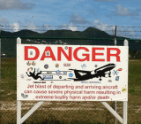 EIA库存报告是一个美国指标，包括原油、汽油、库欣库存的增减，主要会影响到原油价格，是原油交易最重要的常规基本面数据。同时，对加元这种商品货币的走势产生直接影响，因加拿大原油出口占经济比重大。如果油价波动剧烈压制到美元指数可以传导到白银等大宗商品。EIA库存报告的影响要大于每周稍早前发布的美国石油学会 （API）