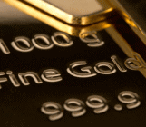 周三美股收涨2%，受国会将通过新一轮刺激计划和原油价格反弹提振，金价同步跟涨