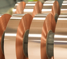 美国已成为对铜交易商和实际金属更具吸引力的市场。最近几周，纽约商品交易所(Comex)的铜期货价格一直高于伦敦金属交易所的期货价格，吸引了更多的铜阴极...