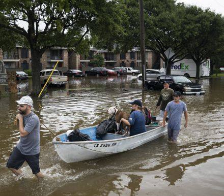 埃克森美孚：受飓风影响，关闭位于德克萨斯州的盖尔维斯敦209号海上钻井平台以及Hadrian South平台
