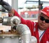 沙特阿拉伯和委内瑞拉就明年3月之后继续延长减产协议的问题进行了商讨。能源咨询公司JBCEnergy认为，这种磋商释放的信号可以对原油价格形成支持