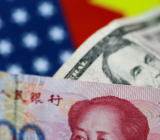 周五亚市早盘，美元指数涨势延续。中国外汇交易中心数据显示，在岸人民币兑美元触及6.96；据新浪报价，离岸人民币贬值失守6.97关口...