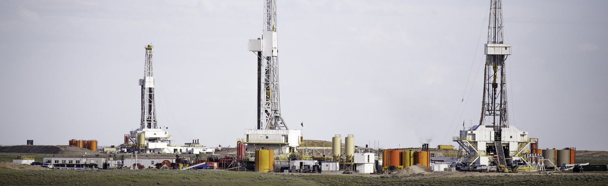 美国页岩油动态，页岩油产量，页岩油出口，美国页岩油复苏，页岩油的成本是多少，美国原油多少钱一桶，nymex原油，贝克休斯钻井数据周报