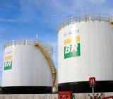 据WENews.com网站休斯敦报道，巴西国家石油公司（巴西国油/Petrobras）周三在里约热内卢宣布，作为时下在进行的一项减债战略的一部分，巴西国油将...