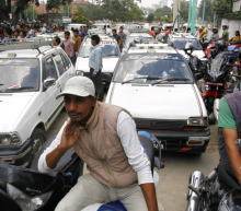 由于全球燃料需求使得美国最不自给自足的地区容易受到供应紧缩和价格进一步飙升的影响，美国东海岸正努力应对几十年来汽油和柴油库存的低迷...