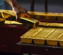 近期贵金属走势受避险情绪影响较大，因此建议关注全球贸易以及俄罗斯和西方国家关系问题，这对市场走势影响较大，并且英镑提前担忧脱欧对金融也的冲击导致的跳水，也让部分投资者涌入黄金市...