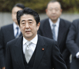 据报道，日本国会参议院改选结果揭晓，尽管执政的自民党未能掌握“超级多数”优势，不过自民党总裁、首相安倍晋三22日誓言，将会继续推动修改和平宪法计划...