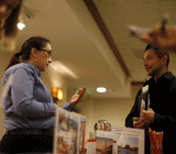 得克萨斯南部是美国特殊化学品和石化工业的中心。因热带风暴哈维的袭击，使得得克萨斯的专业化工厂关闭。化工厂亦存爆炸风险，工厂人员被要求撤离