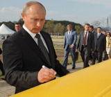 相比于与欧佩克争论增产幅度，俄罗斯在另一个问题上似乎更加头痛。政府正在思考如何制定一个在未来十年内向本国石油产业征税的计划...