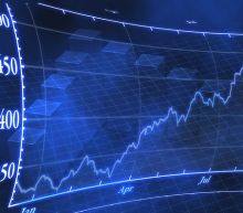 本周将继续迎来美国API和EIA原油库存库存。近期OPEC将延长减产的预期已基本被市场消化，且原油多头处于高位，若届时俄罗斯表示不支持任何减产协议，那么原油将迎来一波猛烈跌势。操作上逢反弹沽空