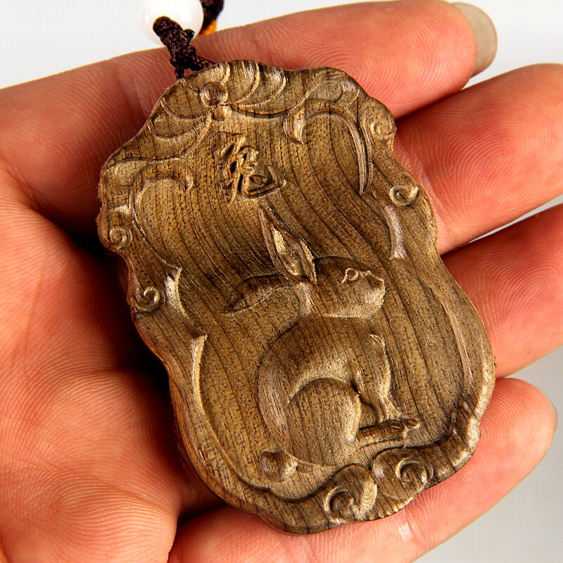 Dongyang wood carved solid wood Gloomy wood Lucky zodiac green rabbit tiger pendant neck wooden green pendant