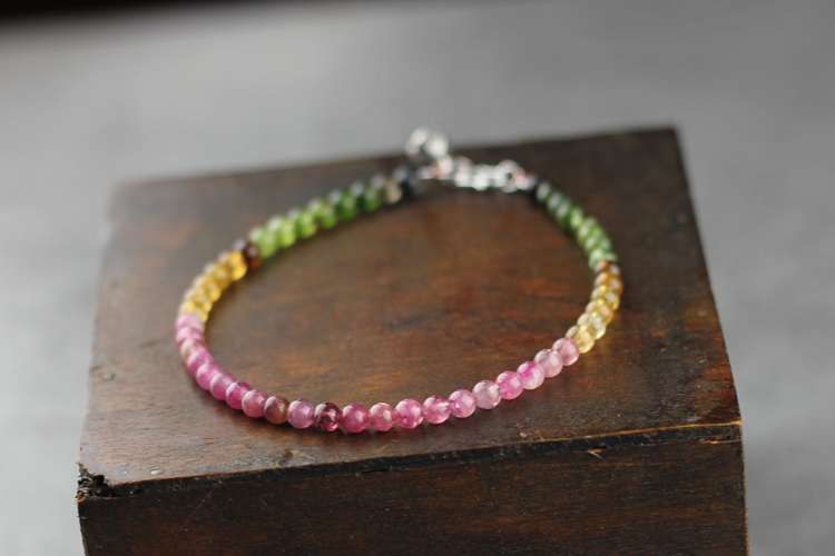 Yunling người gốc tự nhiên tourmaline vòng chân nữ rất đẹp gradient bạc sterling wan gia đình lắc chân bạch kim