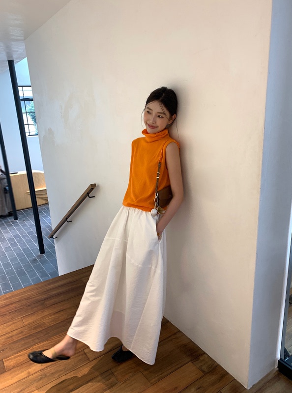 2024 New Design Niche Style, Available in 6 Colors, Versatile High-Neck Sleeveless Knitted Vest Sweater for Women 2024 New Design Niche Style, Available in 6 Colors, Versatile High-Neck Sleeveless Knitted Vest Sweater for Women