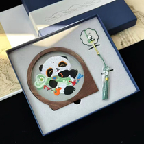 Su embroidery pure handmade double-sided embroidery walnut wood ornaments gift box set good luck and good luck intangible cultural heritage business souvenir