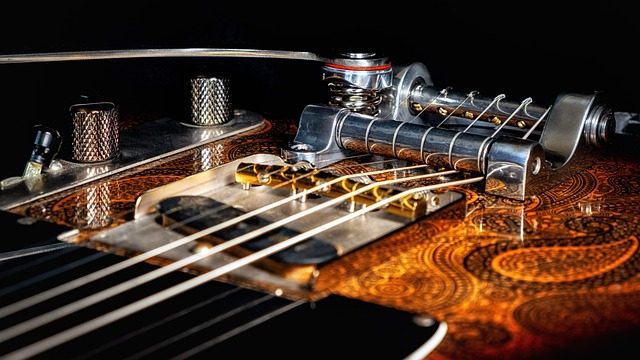 can you put electric guitar strings on an acoustic guitar