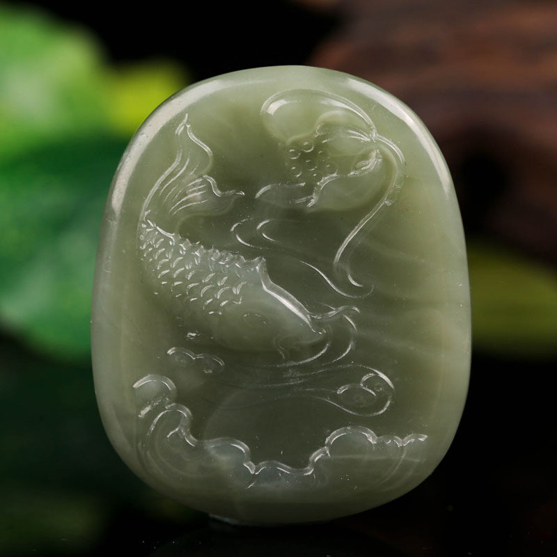 60 93g and Tian Yu carving hanging piece for years more than a fine jade and pendant