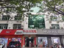 Sanya Phoenix and Chunyuan Travel rents a cozy parent-child room