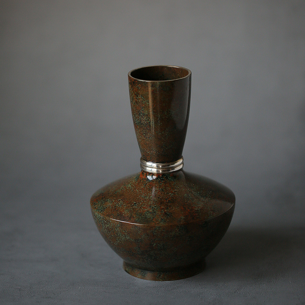 Japan Fengshan cast copper folding waist high neck paint bottle in a nameplate to pay commemorative money