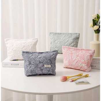 Makeup storage bag for girls large capacity canvas toiletries relief portable women's cosmetic storage bag
