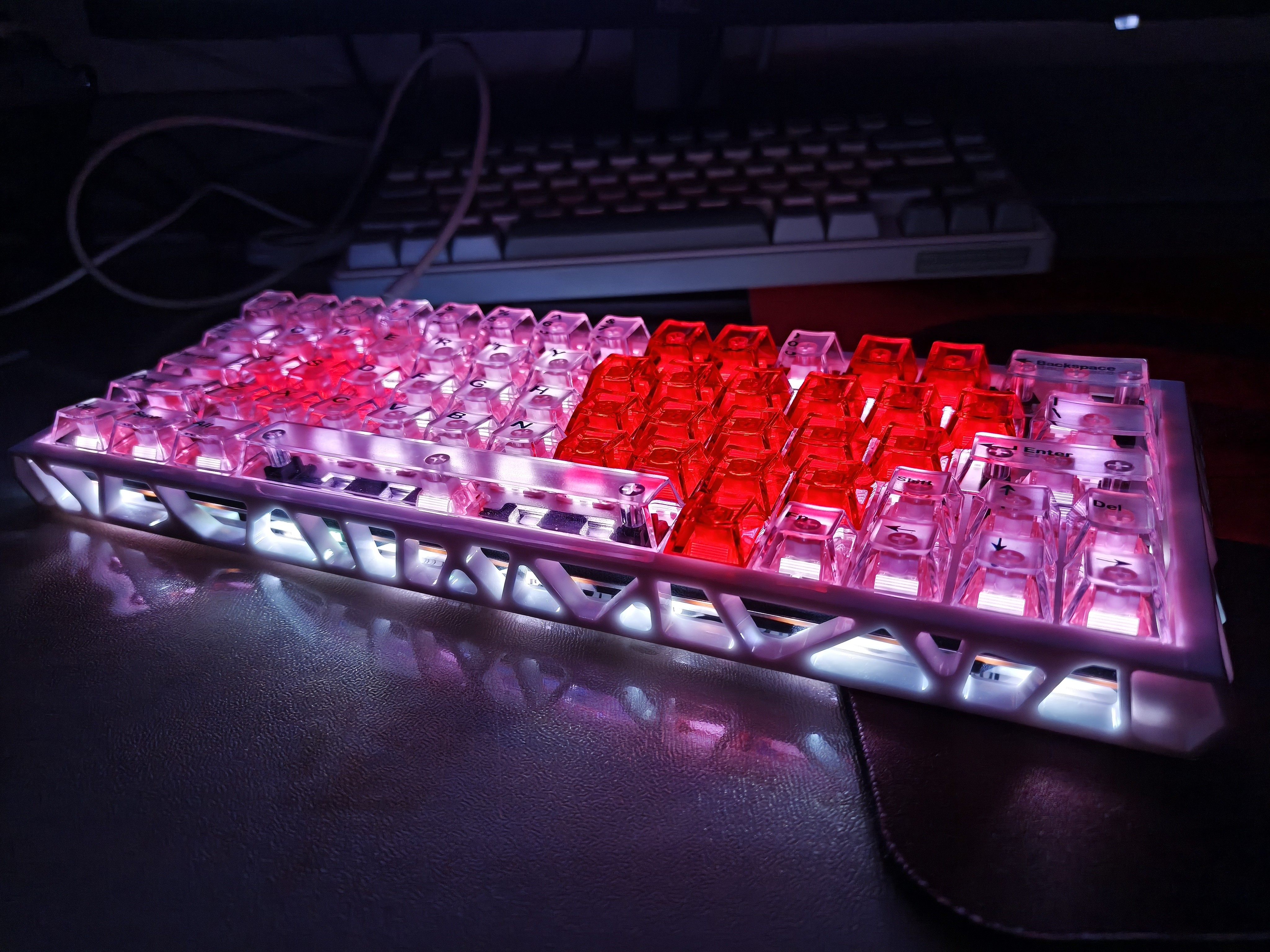 AE64 PRO-客制化PCB/兼容Gh60/EverGlide/双灯/0.001mm/480M主频评价 - 淘宝网