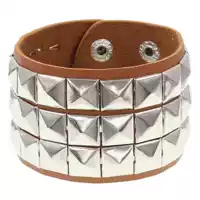 Светло -коричневые три ряда