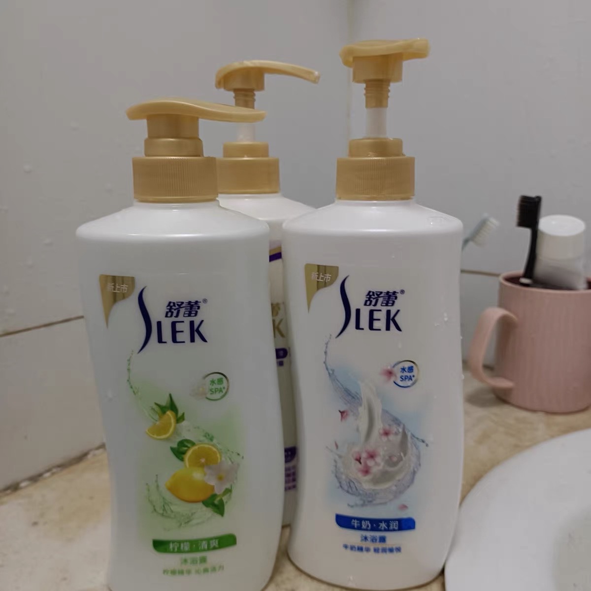 拍2件！牛奶嫩肤沐浴露650ml*2瓶使用感受