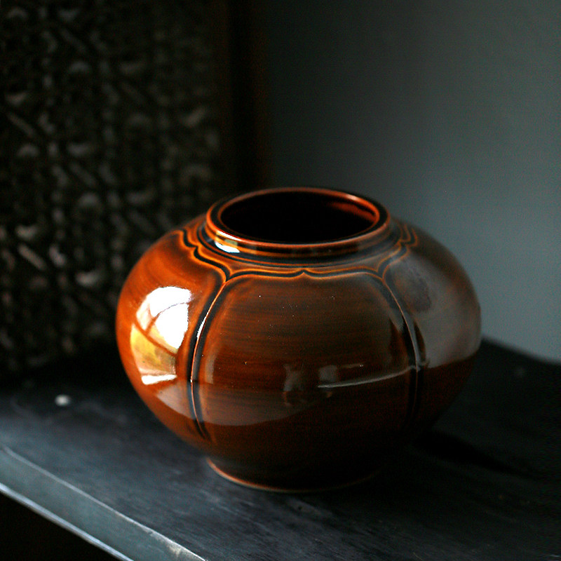 Japan's centuries-old kilns guard the five-rib Xiangyun boutique grand pot in the inscription