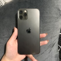 女生个人直播闲置iPhone 12promax国行 256G