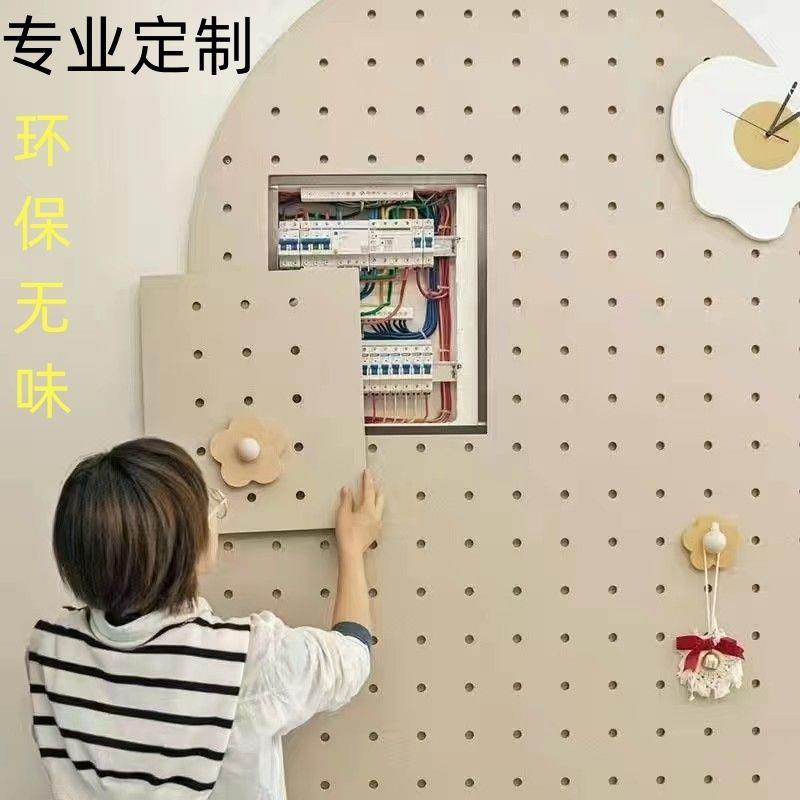 Yun PDK hanging board storage rack entrance entrance wall round upper half-shaped hole board surface storage rack partition solid wall wood