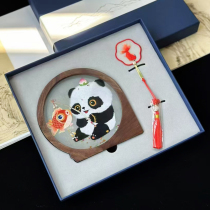 Su embroidery pure handmade double-sided embroidery walnut wood ornaments gift box set more than enough every year intangible cultural heritage business souvenir