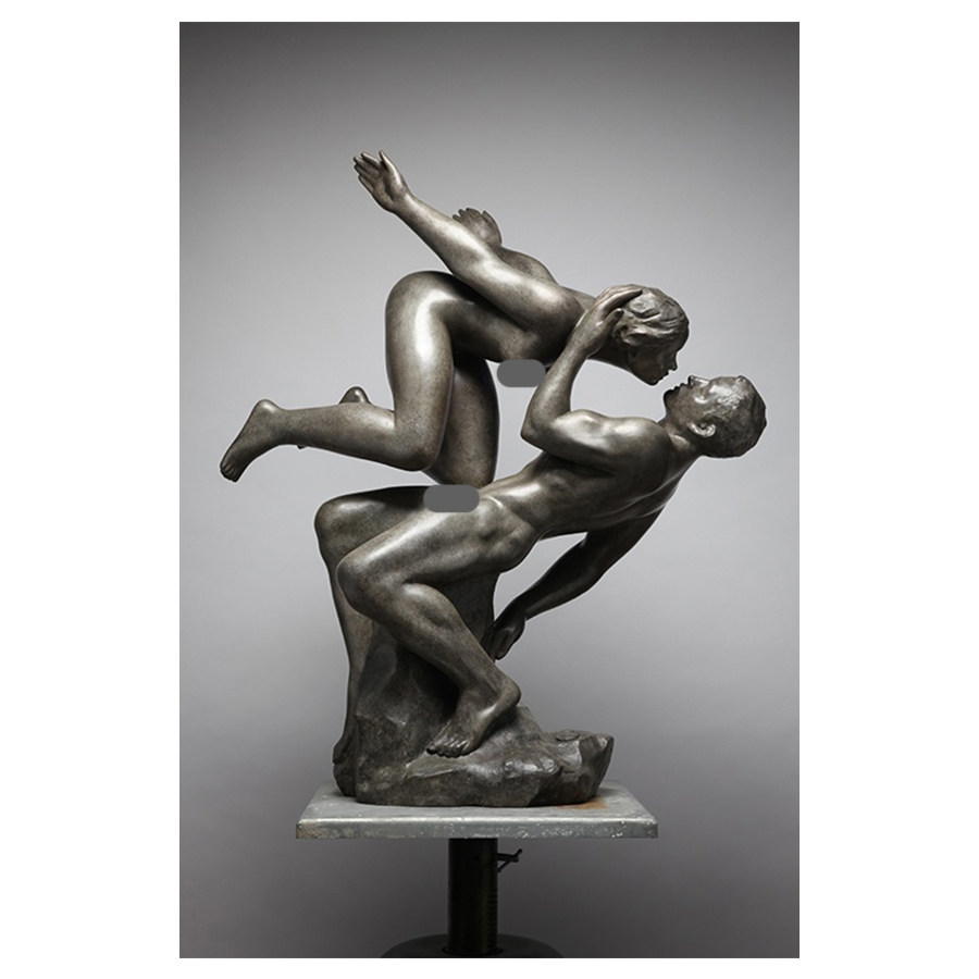 Construction of art Zhang Ruoyu original bronze sculpture original work-Kiss-delivered picture book