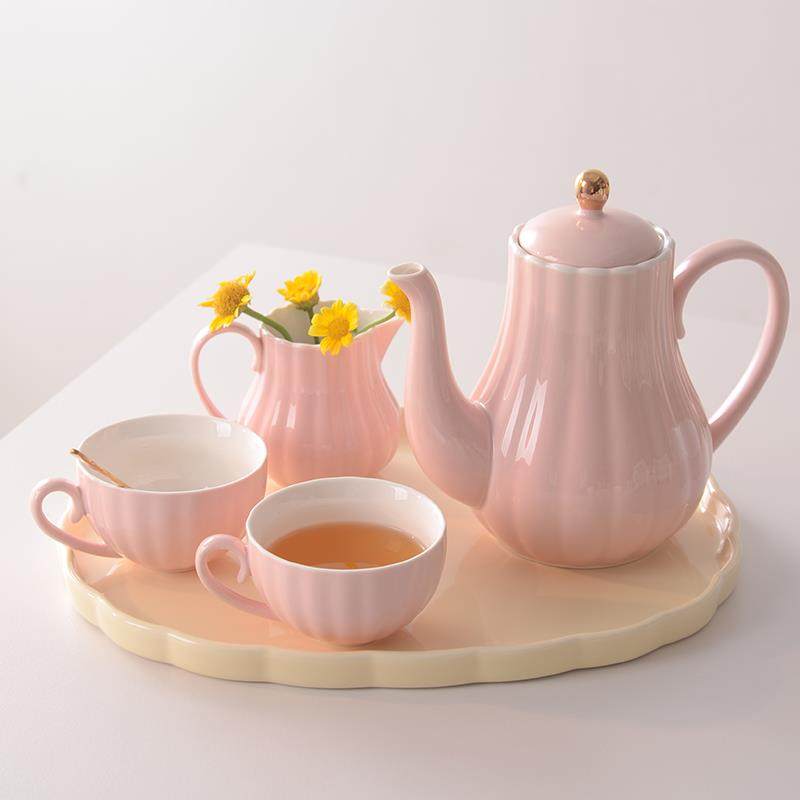 Mug with a High-End, Light Luxury Feel, Ceramic Coffee Cup and Saucer Set, Exquisite Afternoon Tea Set, Floral Tea Cup, Latte Cup and Saucer