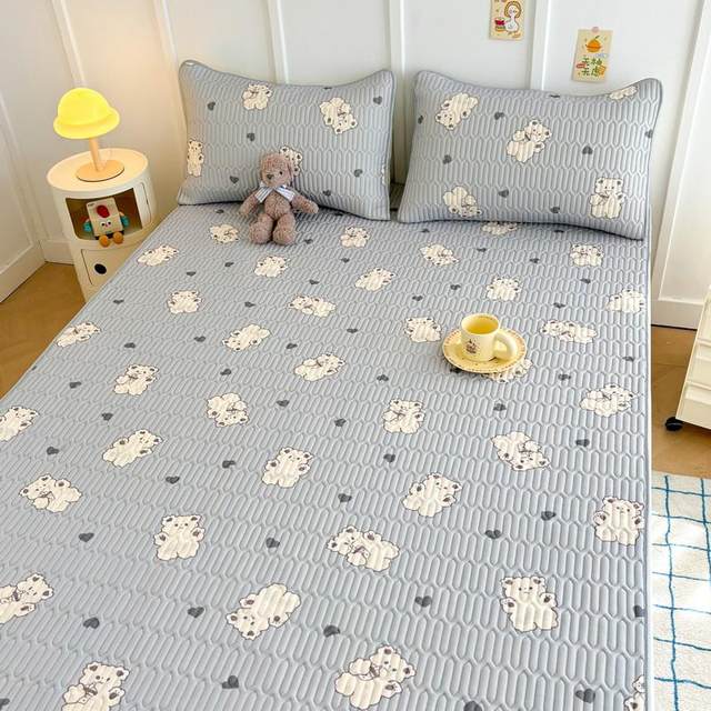 Summer latex mat three-piece set sheet ice silk mattress machine wash student dormitory single soft mattress household