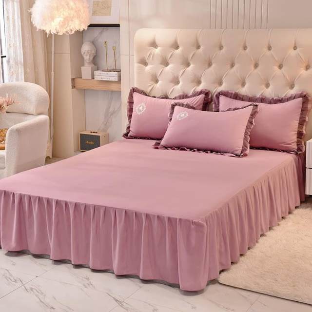 Korean light luxury cotton nude bed skirt four-piece set pure cotton embroidery girl's heart soft skin-friendly bed sheets and quilt cover bedding products