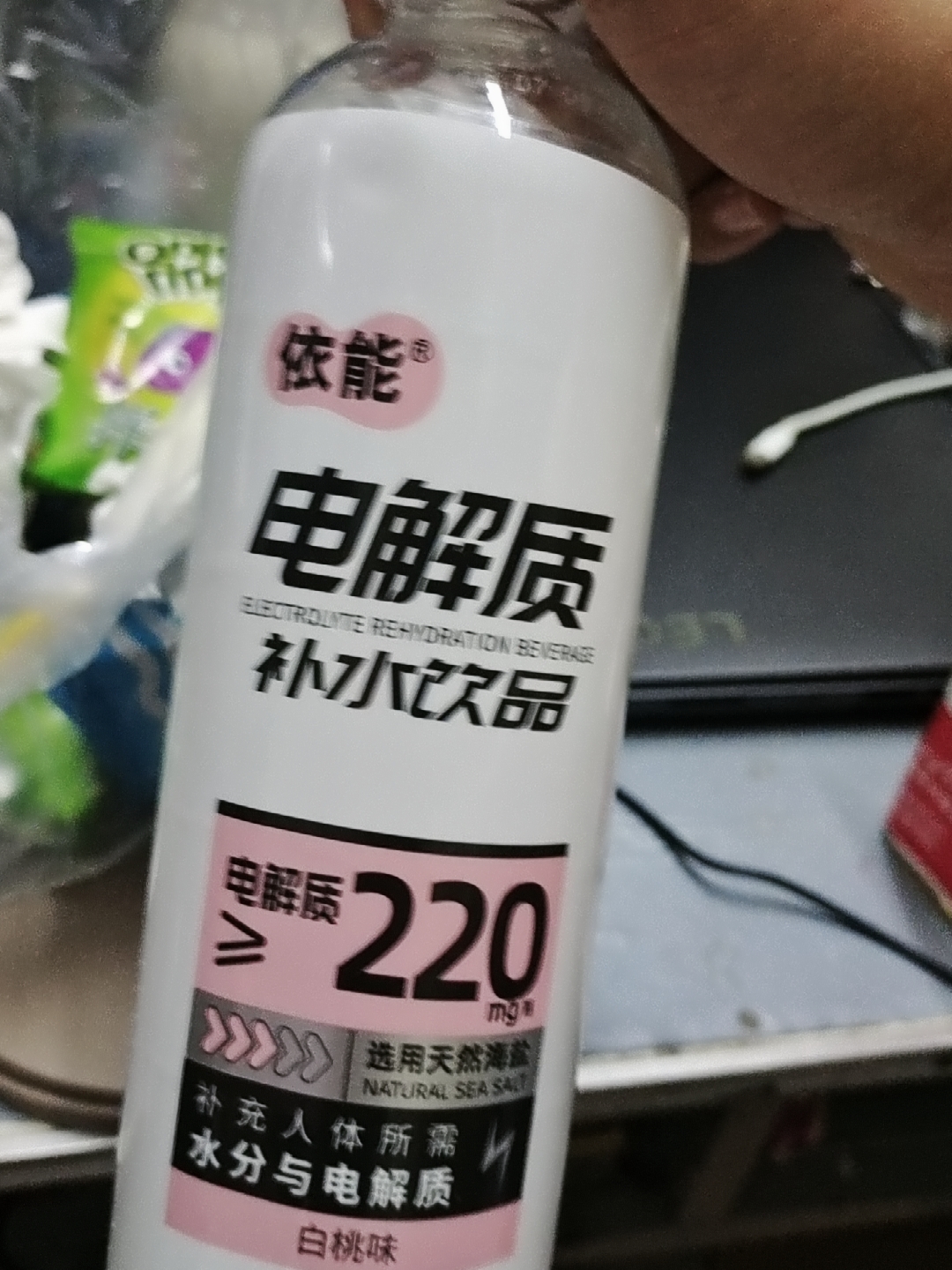 依能白桃味电解质水饮料500ml*12瓶使用心得