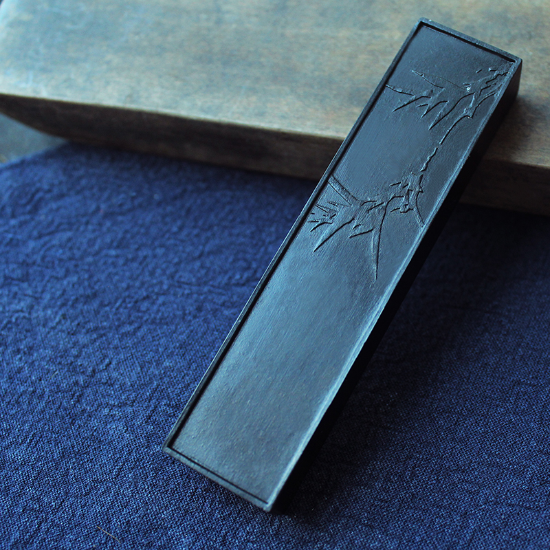 Xiang Desheng, inheritor of intangible cultural heritage, ancient oil fume ink sticks, Linfeng, four treasures of the study