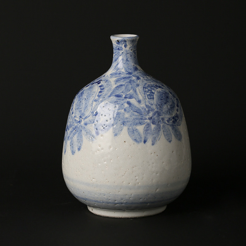 Japan's Nine Valley fever Takao for dyeing and paying handmade pomegranate tattooyola with many children