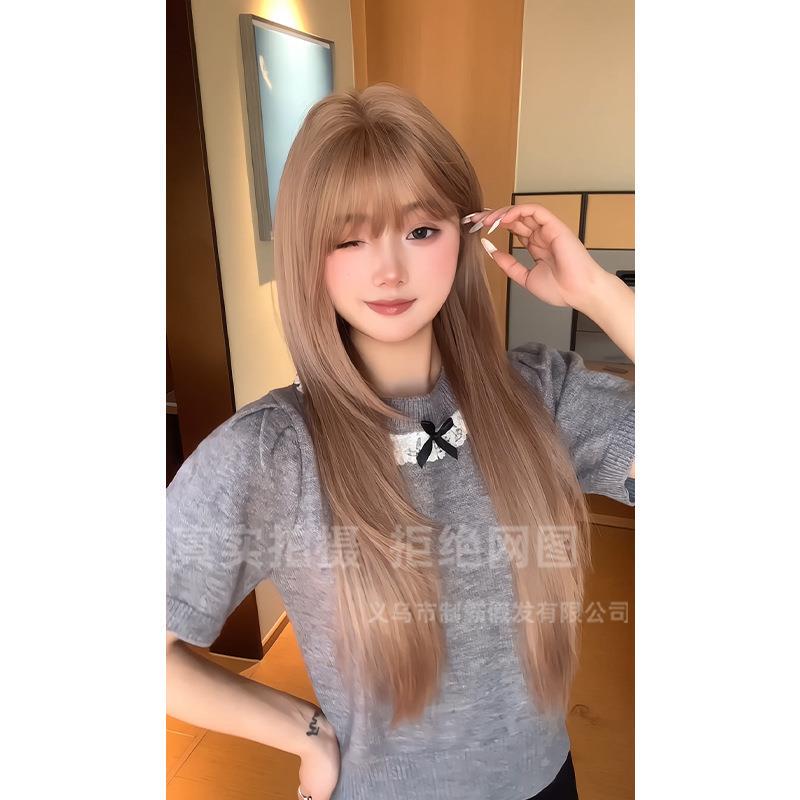 Yiwu Wig Manufacturer Makes Long Straight Hair Wigs for Women in Misty Pink, Full Head Wig with Sideburns and Layered Style Yiwu Wig Manufacturer Makes Long Straight Hair Wigs for Women in Misty Pink, Full Head Wig with Sideburns and Layered Style