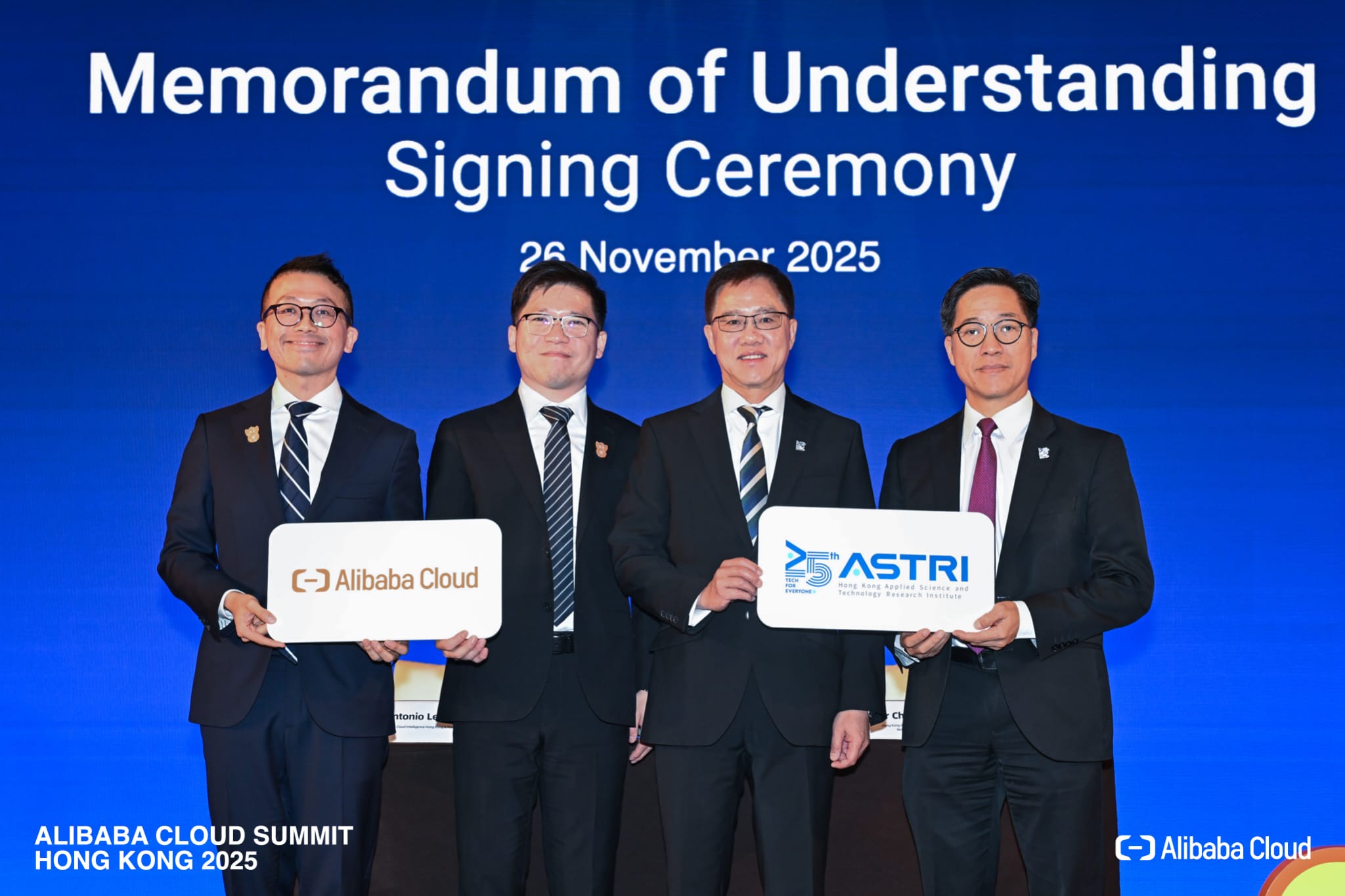 O1CN01aC699V21GMXLF1Bw4_!!6000000006957-