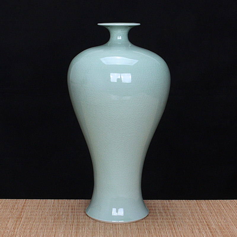 Ru Porcelain Pink and Blue Glaze Plum Vase, Ru Kiln Origin from Ruzhou, Agate Glaze Crackle Ceramic Vase, Height 32cm Ru Porcelain Pink and Blue Glaze Plum Vase, Ru Kiln Origin from Ruzhou, Agate Glaze Crackle Ceramic Vase, Height 32cm