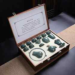 Tea Set for Home Use, Jingdezhen Celadon Ice Crack Glaze Complete Set, Suitable for Office Reception, Includes Teapot and Teacups, Gift Box