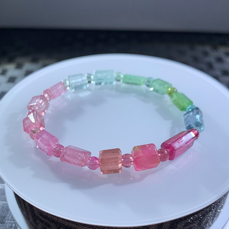 Brazil's Basile Fang Sugar Alchemy Crystal Clear Color the Bright Colors of the Year Beatrice Transfer Merchants 11 3 gr